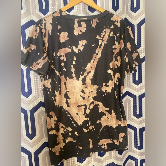 Johnny Cash Shirt - Picture 2 of 3